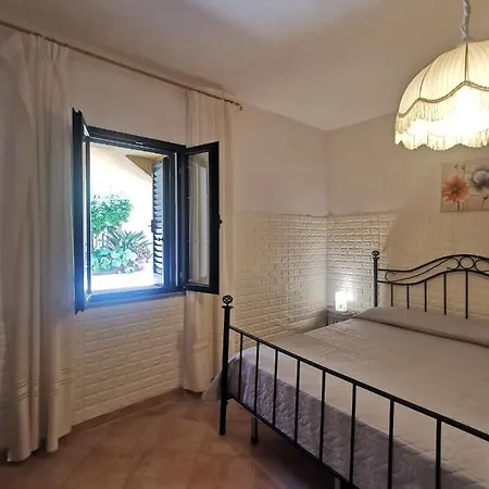 Casa D'ambra In Centro A Pochi Passi Dal Mare * San Teodoro (Sardinia)