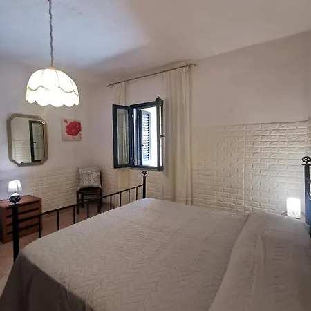 Casa D'ambra In Centro A Pochi Passi Dal Mare Lejlighed *