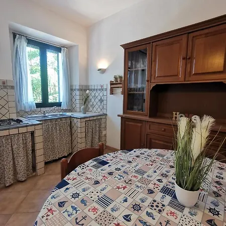 Casa D'ambra In Centro A Pochi Passi Dal Mare Apartamento San Teodoro (Sardinia)